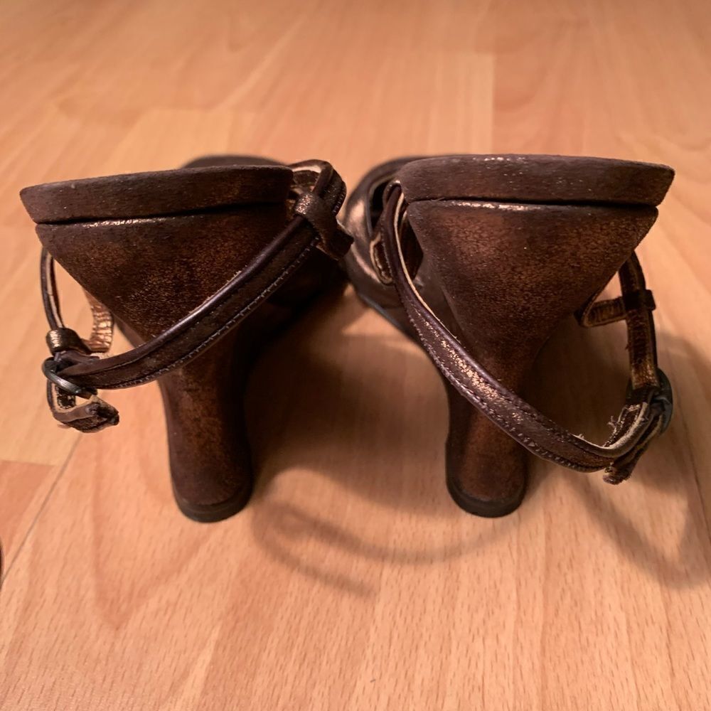 Max Azria Heels - Picture 2 of 8